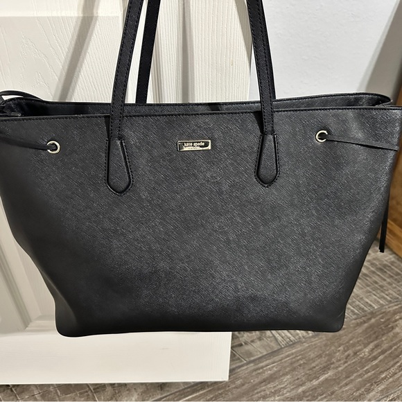 kate spade Handbags - BIG Kate Spade black bag